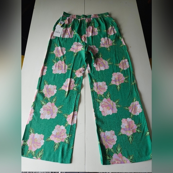 NWT CeCe Floral Wide Leg Pants - Picture 7 of 8